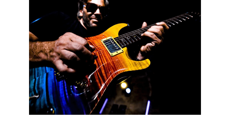 Топ 10 песен под гитару. Как исполнять любимые песни?